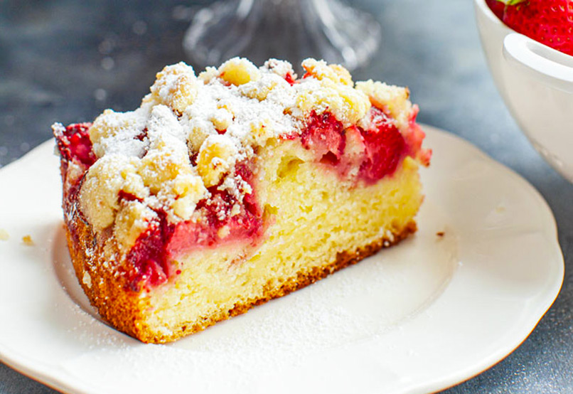 Réaliser simplement un gâteau maison au yaourt - fraise